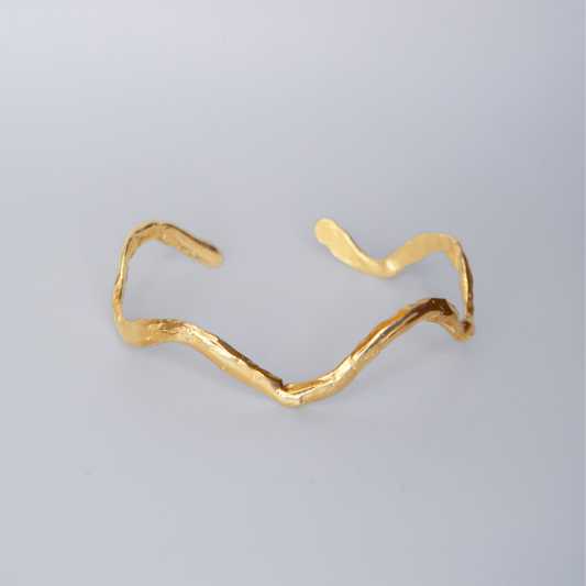 Wavy Bangle