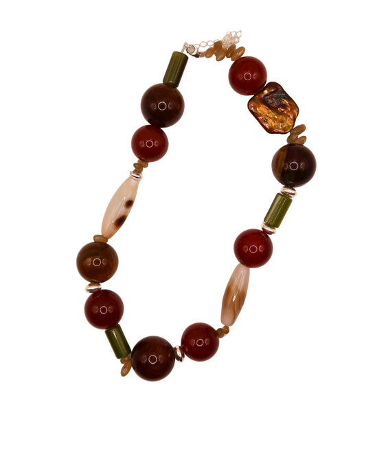 Mila One-Piece Necklace