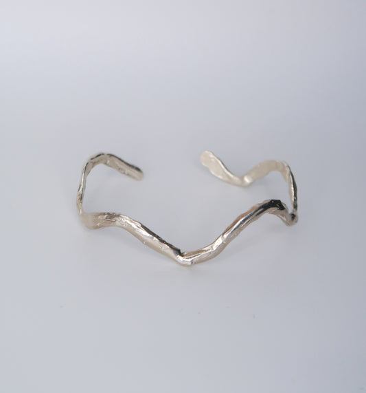 Wavy Bangle
