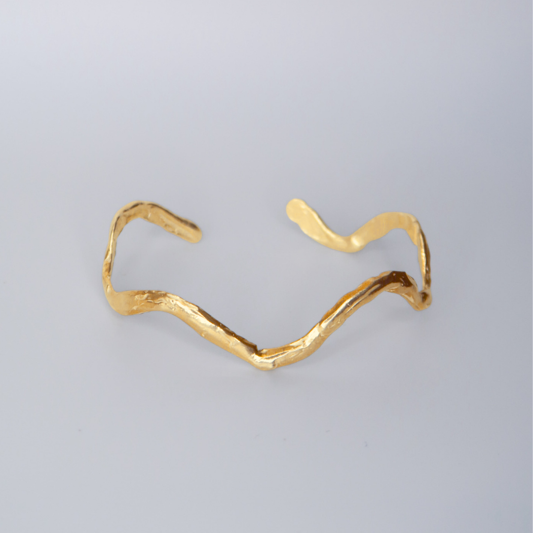 Wavy Bangle
